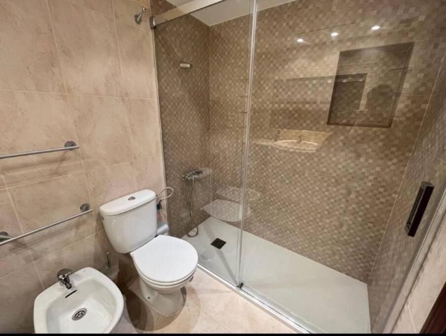 Apartamento En La Nogalera ตอร์เรโมลิโนส ภายนอก รูปภาพ