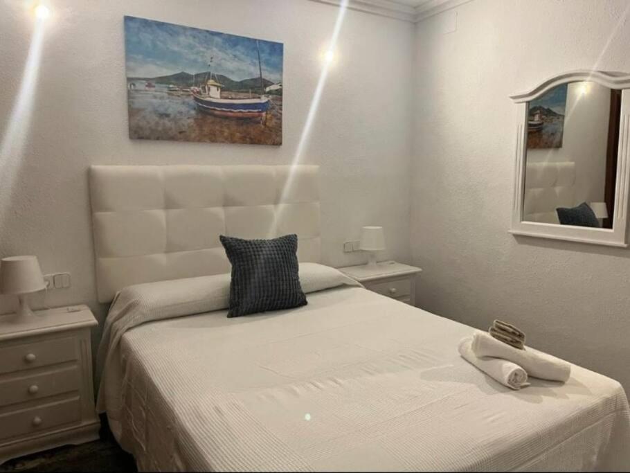 Apartamento En La Nogalera ตอร์เรโมลิโนส ภายนอก รูปภาพ